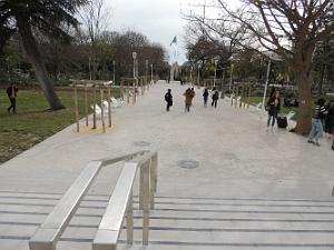 23 Une allee